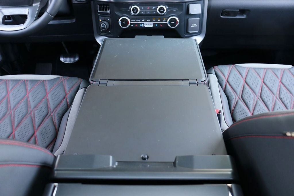 2026 Ford F-150 Lariat BLACK WIDOW