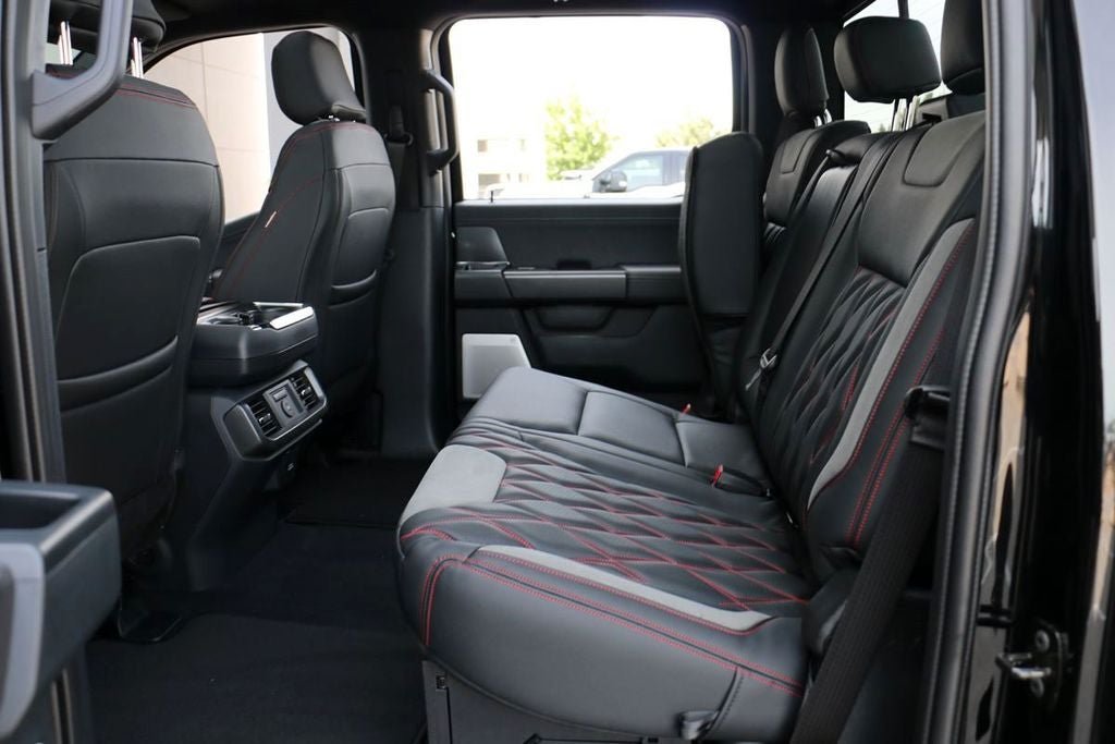 2026 Ford F-150 Lariat BLACK WIDOW