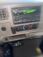 2003 Ford F-350SD Lariat DRW