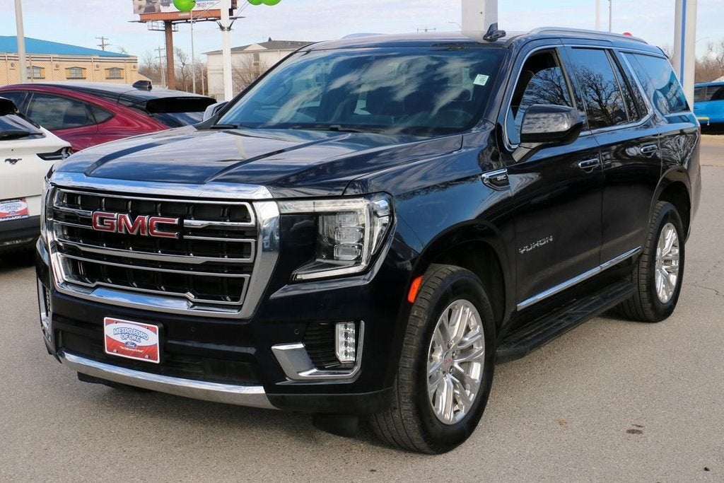 2023 GMC Yukon SLT
