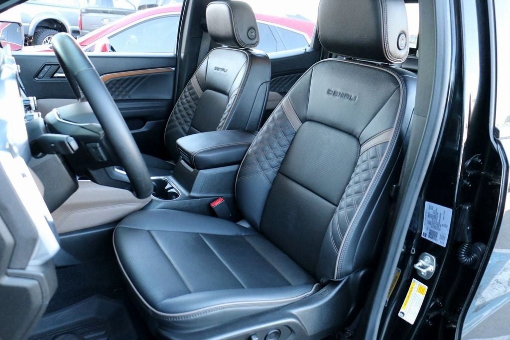 2024 GMC Canyon Denali