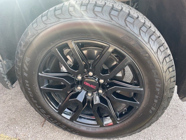 2023 GMC Sierra 1500 AT4