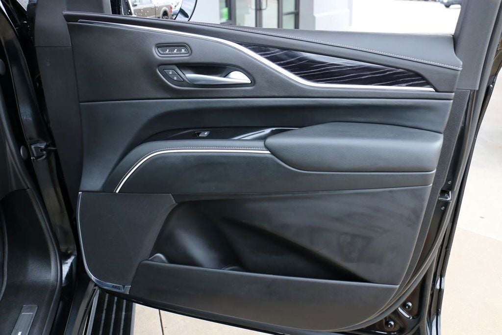 2023 Cadillac Escalade Sport