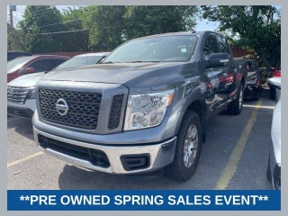 2019 Nissan Titan SV