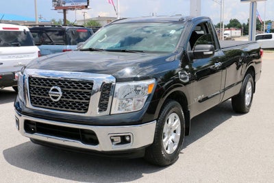 2017 Nissan Titan SV