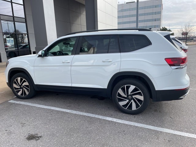 2025 Volkswagen Atlas 2.0T SE w/Technology