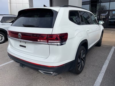 2025 Volkswagen Atlas 2.0T SE w/Technology
