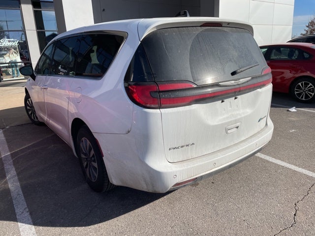 2024 Chrysler Pacifica Hybrid Select