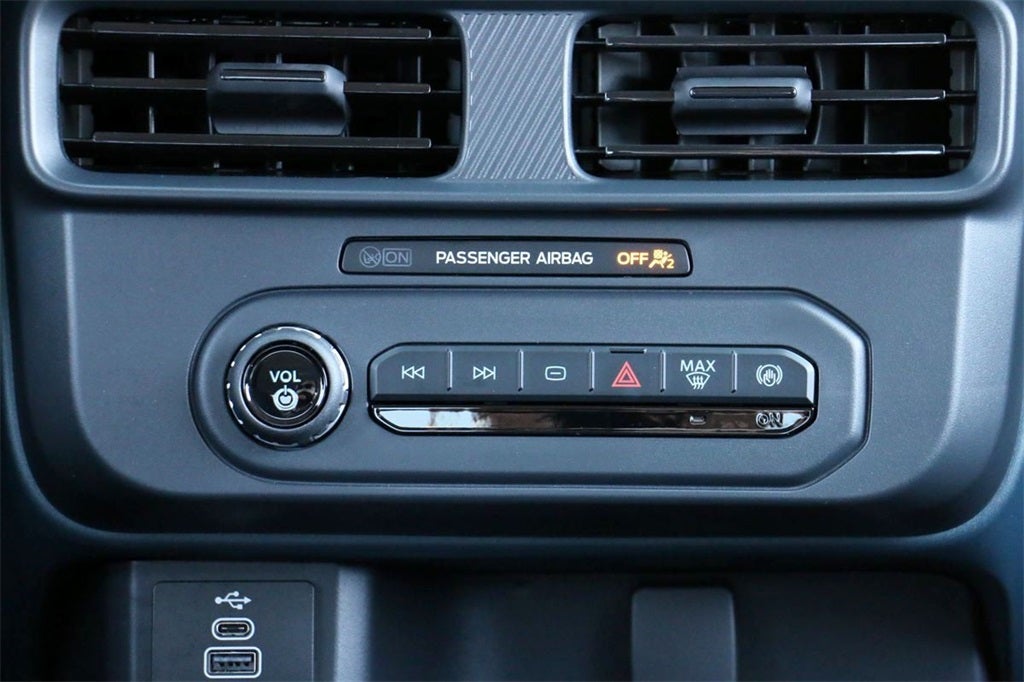 2025 Ford Maverick XL