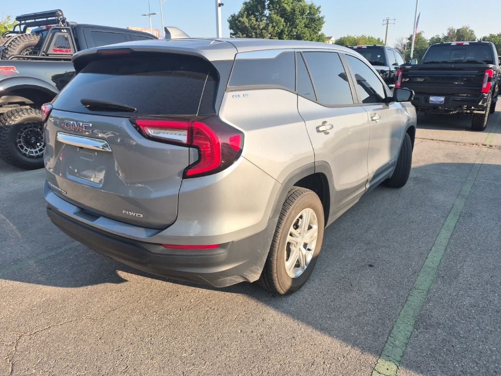 2024 GMC Terrain SLE