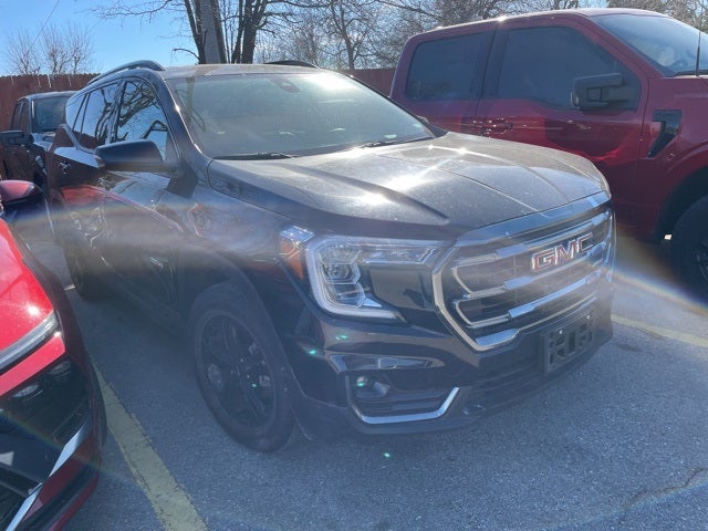2024 GMC Terrain AT4