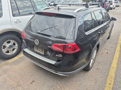 2017 Volkswagen Golf Alltrack TSI S 4Motion