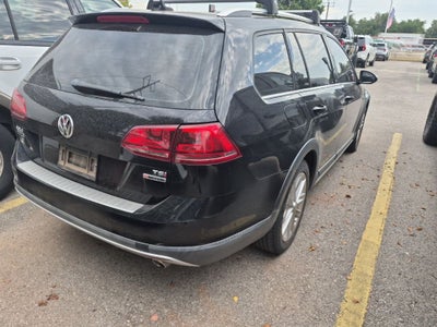 2017 Volkswagen Golf Alltrack TSI S 4Motion