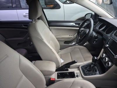 2017 Volkswagen Golf Alltrack TSI S 4Motion