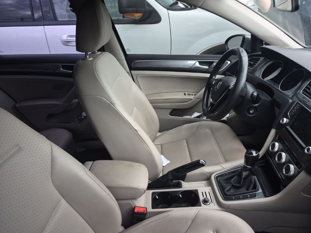2017 Volkswagen Golf Alltrack TSI S 4Motion