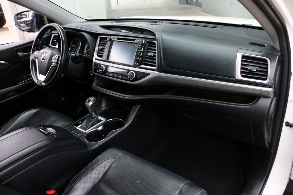 2017 Toyota Highlander Limited