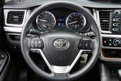 2015 Toyota Highlander LE