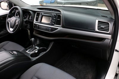 2015 Toyota Highlander LE