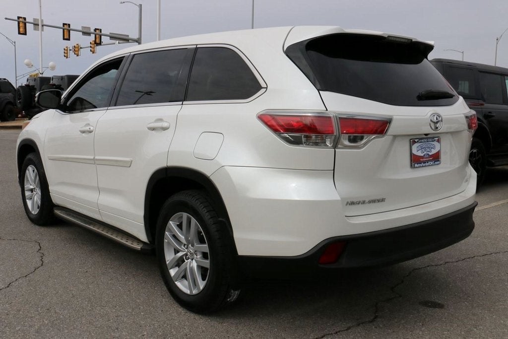 2015 Toyota Highlander LE