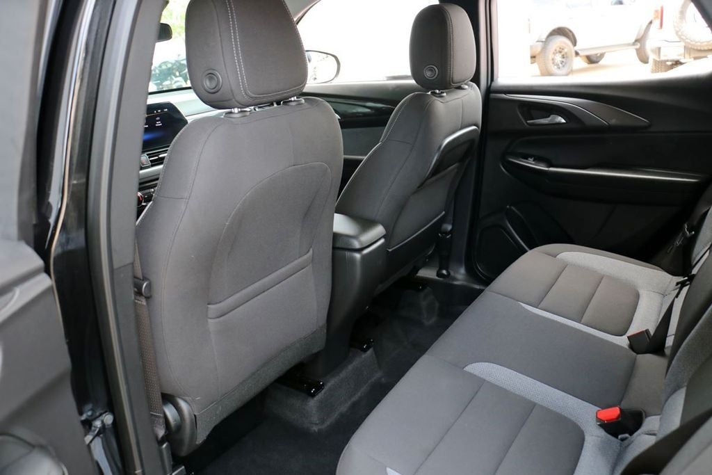 2025 Chevrolet TrailBlazer LS