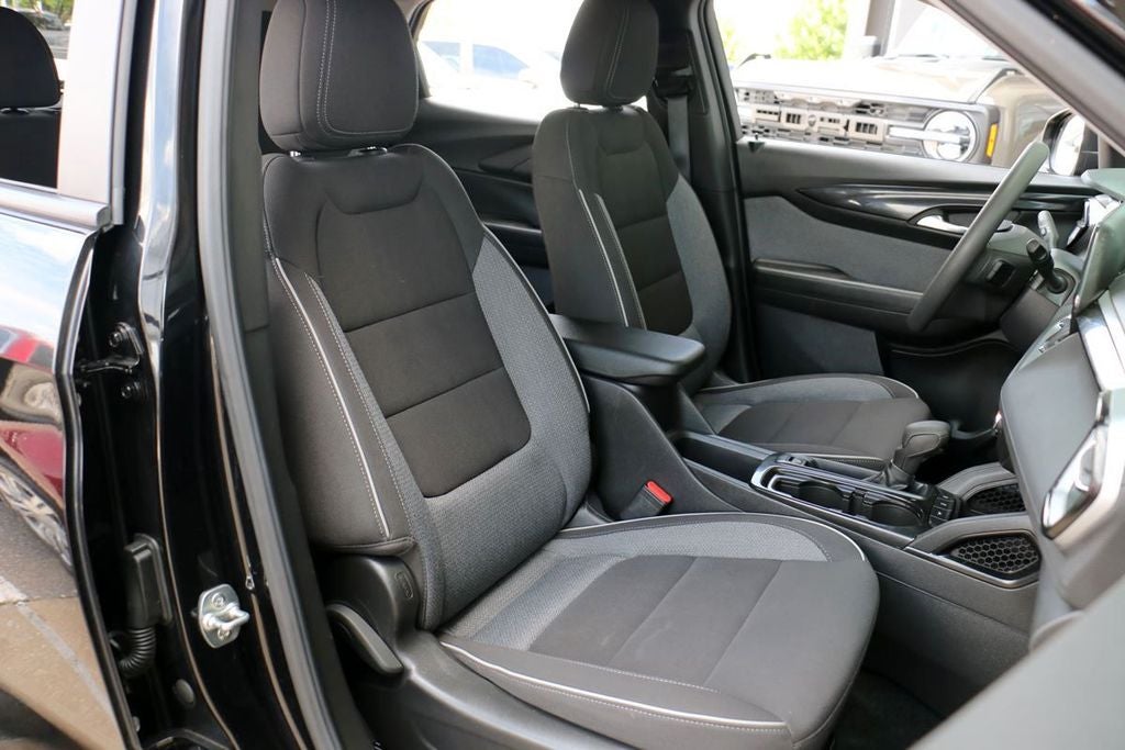 2025 Chevrolet TrailBlazer LS