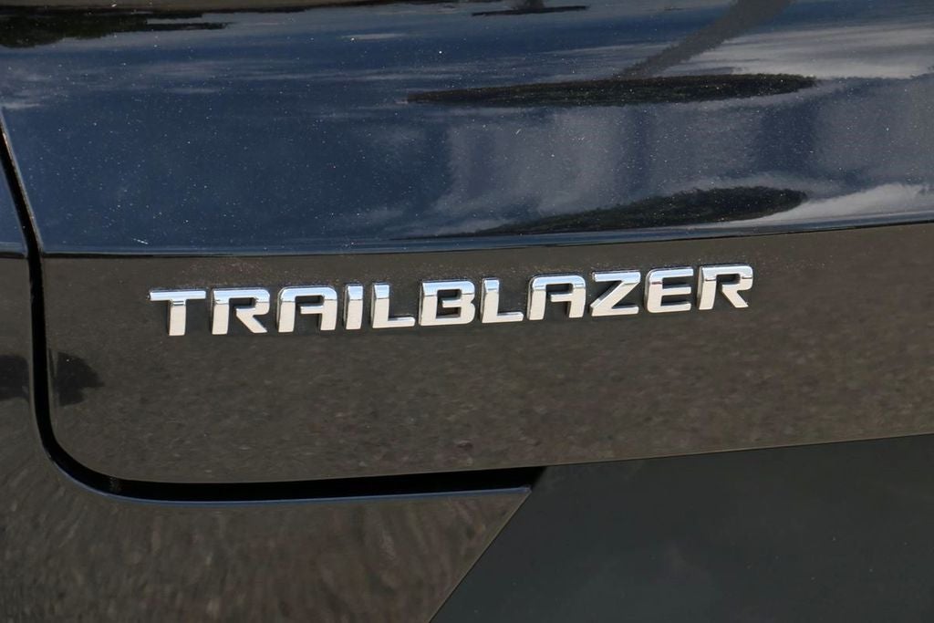 2025 Chevrolet TrailBlazer LS