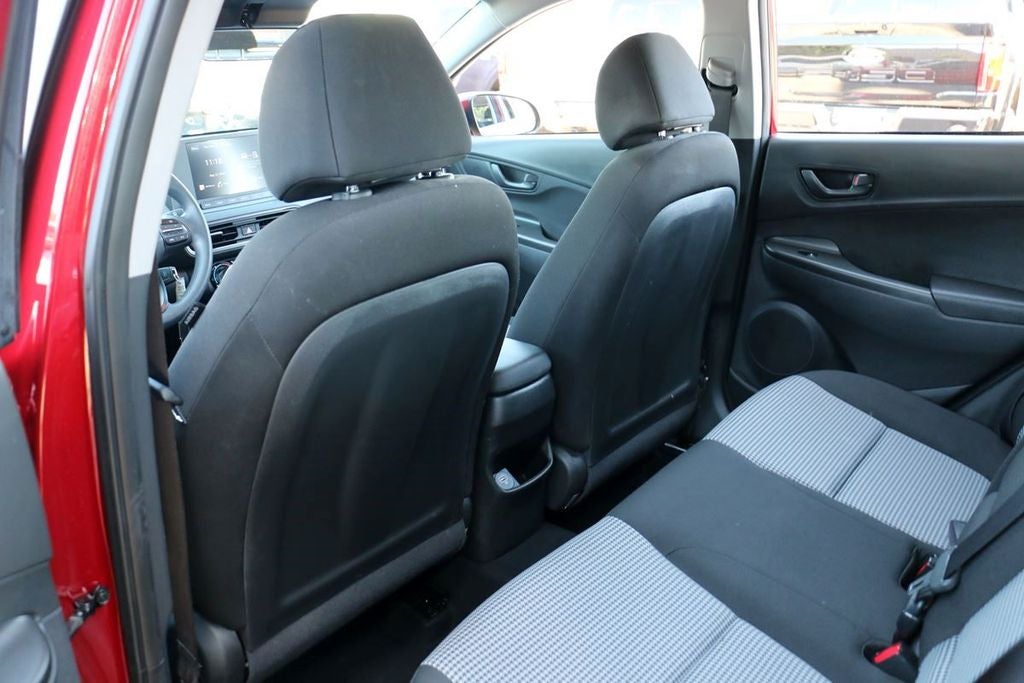 2023 Hyundai Kona SE