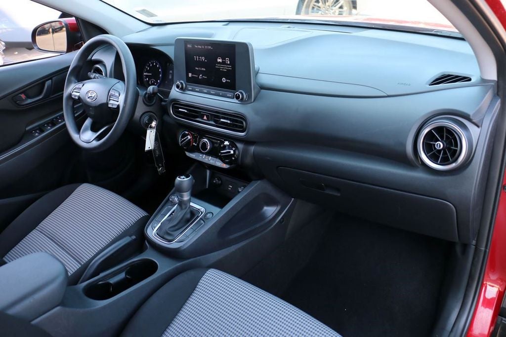 2023 Hyundai Kona SE