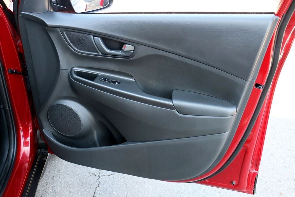 2023 Hyundai Kona SE