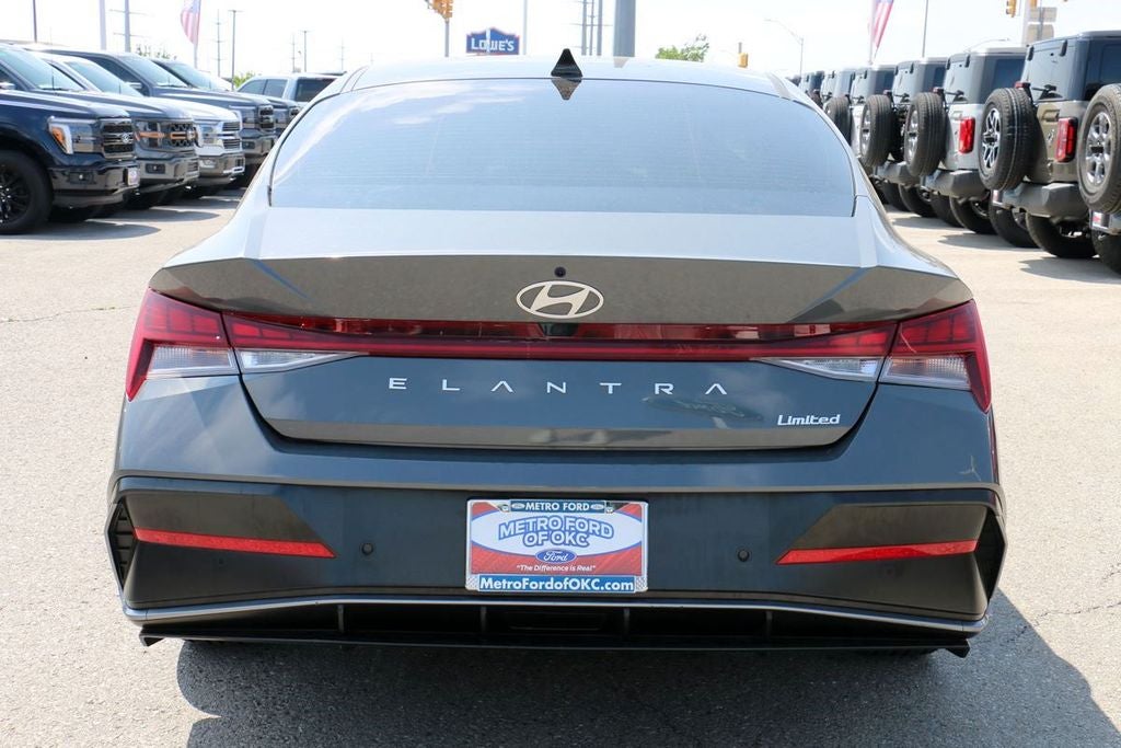 2024 Hyundai Elantra Limited