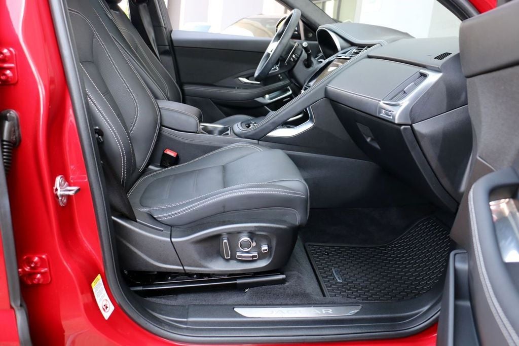 2024 Jaguar E-PACE P250