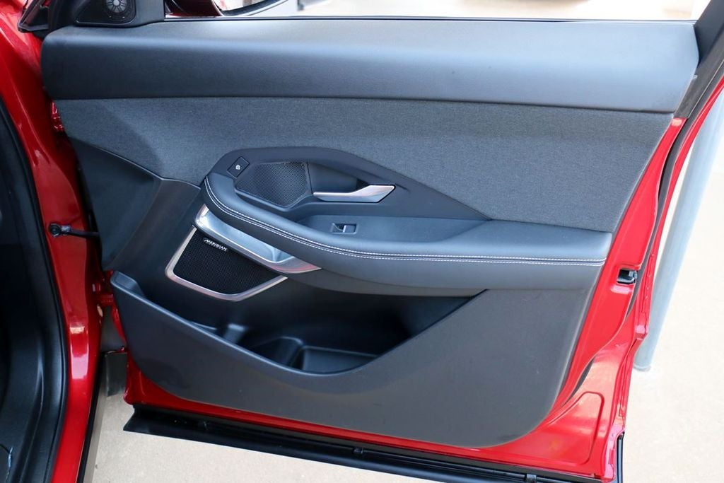 2024 Jaguar E-PACE P250
