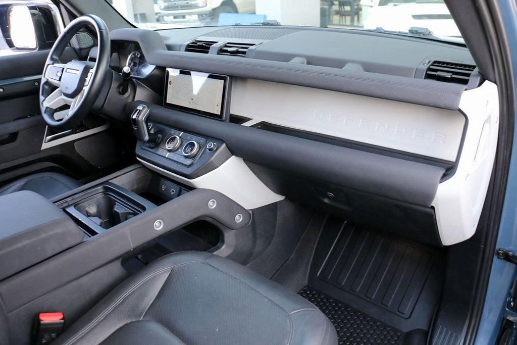 2023 Land Rover Defender 110 S