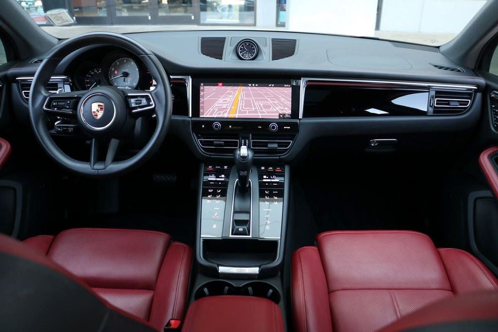 2024 Porsche Macan S